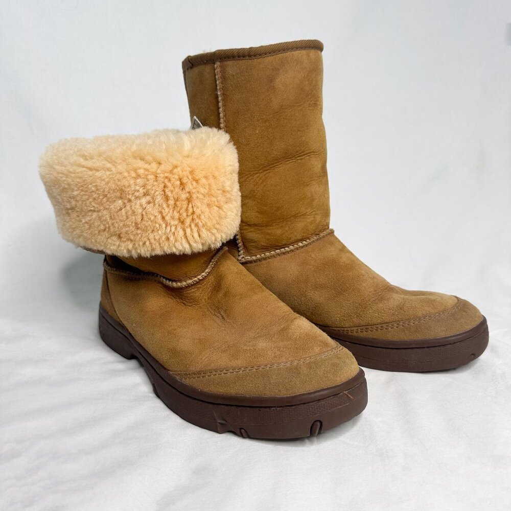 UGG Australia Chestnut Mid-Calf Boots